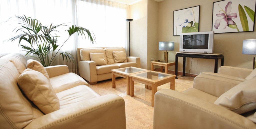 Hotel One Shot Colon Valence